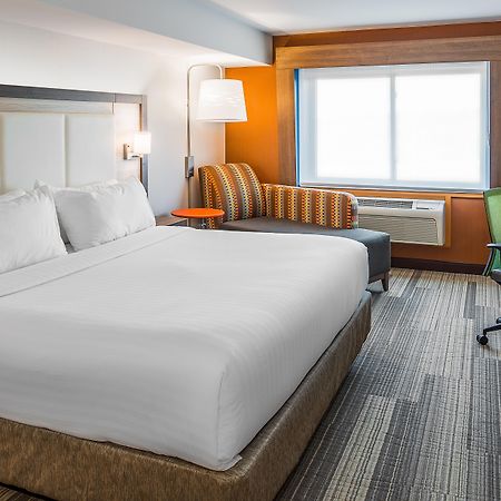 Holiday Inn Express & Suites S Lake Buena Vista By Ihg Kissimmee Extérieur photo