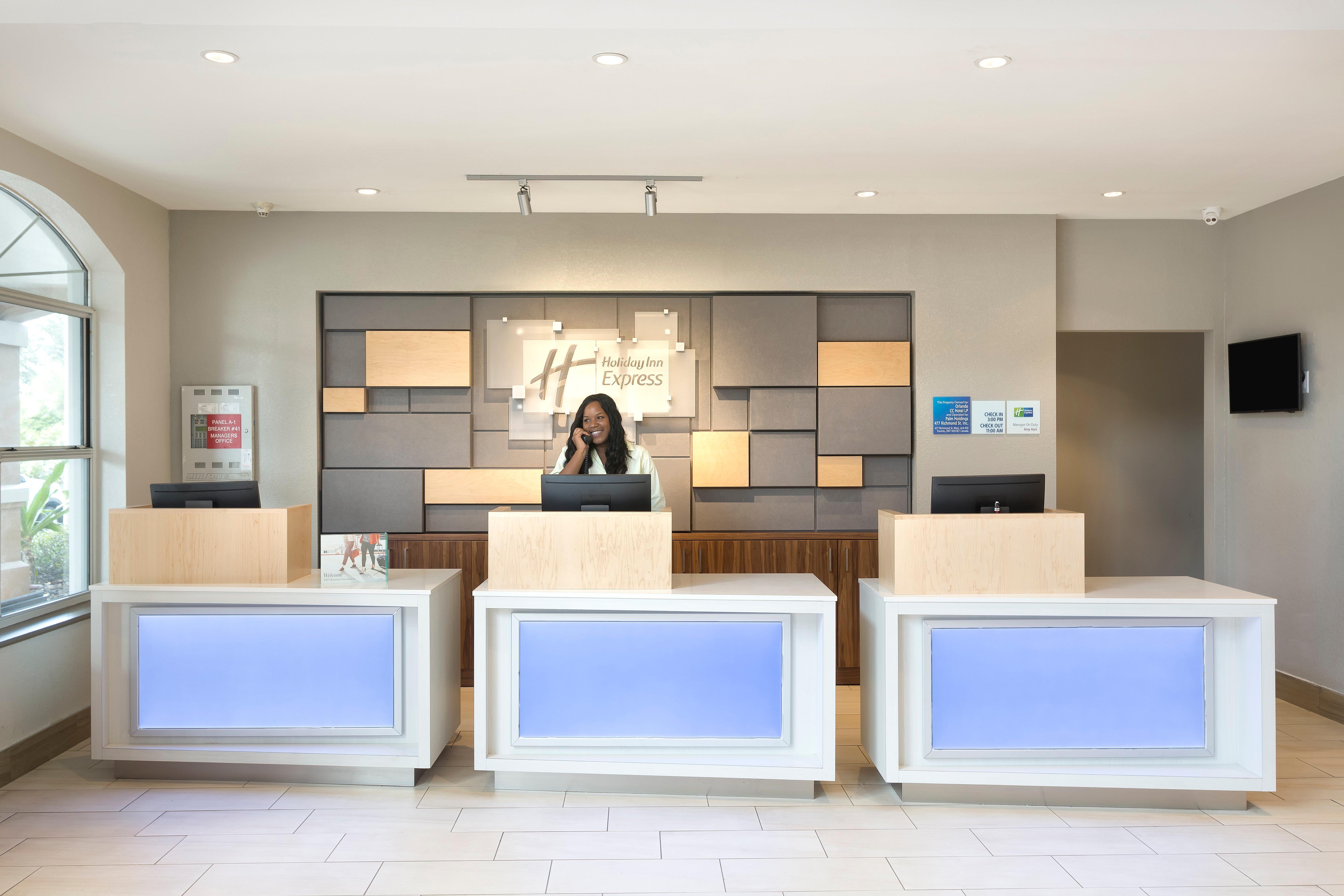 Holiday Inn Express & Suites S Lake Buena Vista By Ihg Kissimmee Extérieur photo